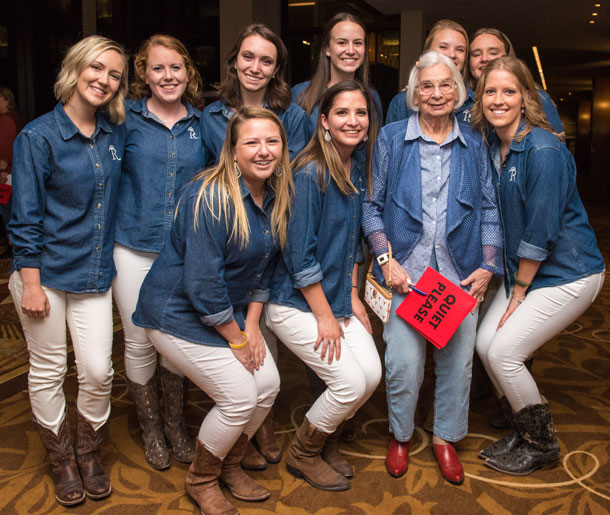 Texas Royals Texas Royals (© David Brendan Hall, www.davidhallphotog.com)